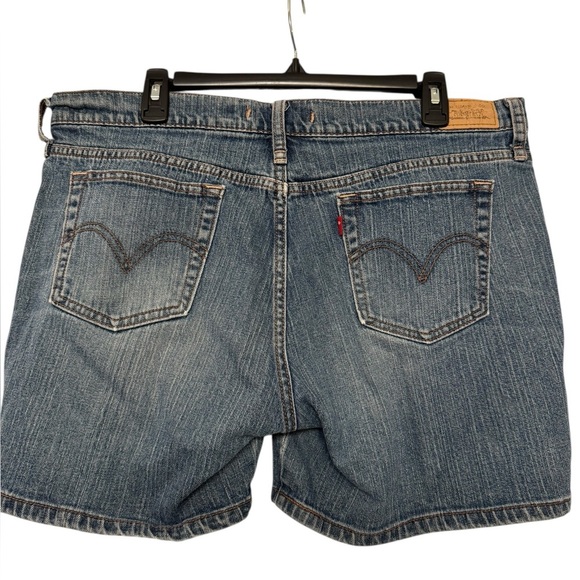 Levi's 515 Classic Denim Shorts - Picture 1 of 6